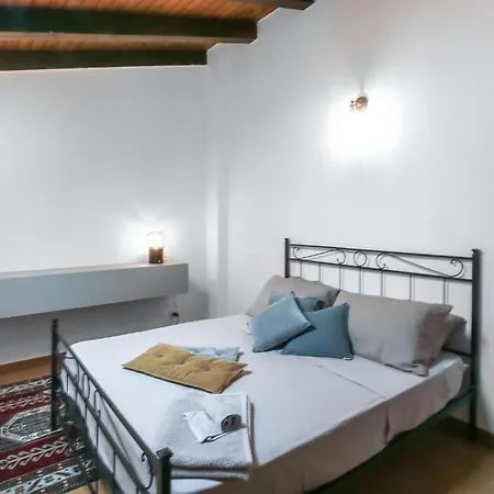 In Fraz, With Wifi Holiday home Azzida